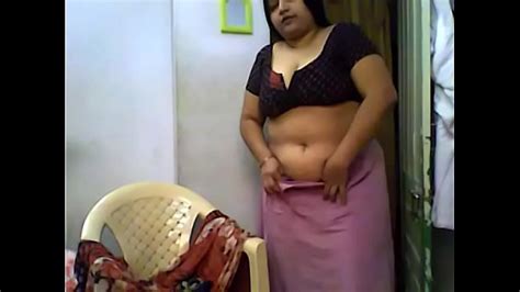 moti chuchi wali sexy aunty ne chut dikhai webcam par