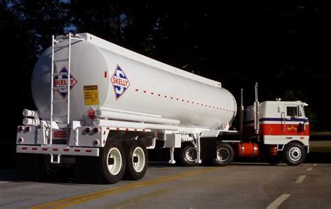 amt shell tanker coming truck kit news and reviews