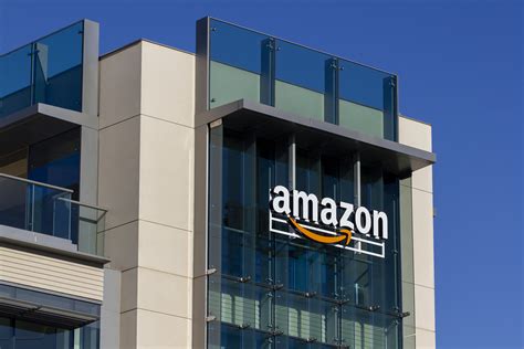 amazon  opening  center  quantum networking research rtechnews