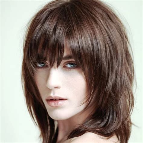 29 Sassy Medium Layered Haircuts To Look Elegantly Outstanding Medium