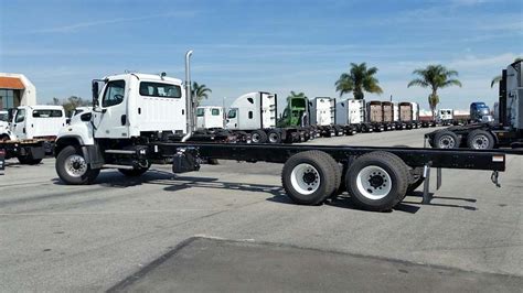 freightliner sd heavy duty cab chassis truck  sale north