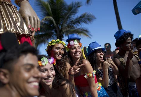 Rio Carnival Evolves Into Low Cost Street Party Extravaganza Rio
