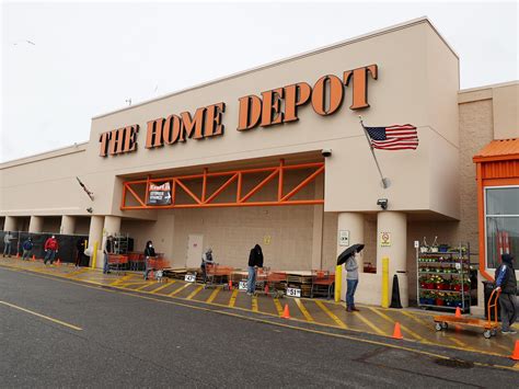 police stop exorcism  home depot lumber aisle indy