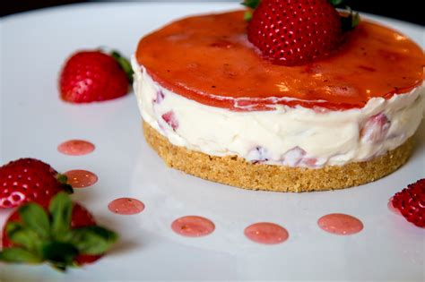 easy strawberry cheesecake student meals steves kitchen