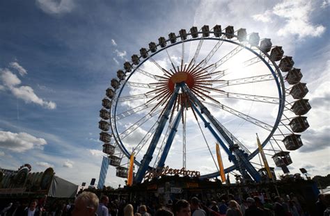 South Carolina Couple Held For Having Sex On Ferris Wheel At Myrtle