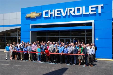 hendrick chevrolet chevrolet service center  car dealer dealership ratings