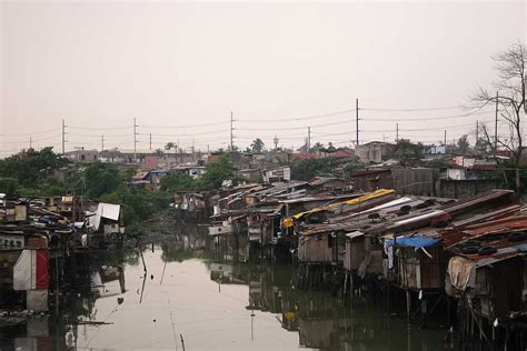 manila slums poverty philippines  philippines poverty philippines