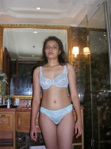 indian nude bhabhi in bra and panty pics nude desi girls pictures and sex scandals