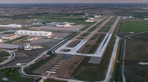 alliance airport  texas expands runways  attract  cargo firms