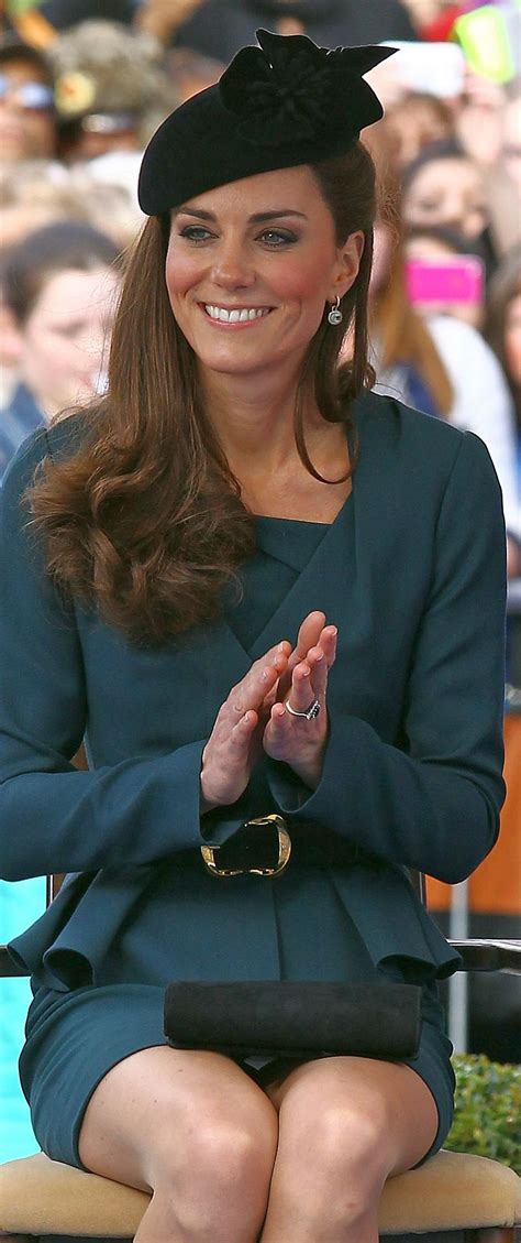 kate middleton panty peek