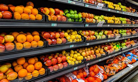 grocery stores   consumers  healthy choices food tank