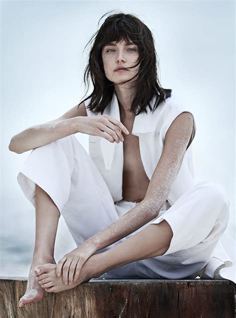 jacquelyn jablonski in a sandy story for vogue russia the fashionography