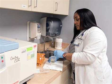 new ummc clinic enhances access to free hiv testing university of mississippi medical center