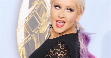 Christina Aguilera Shows Men Who S Boss In Your Body Clip Rolling Stone