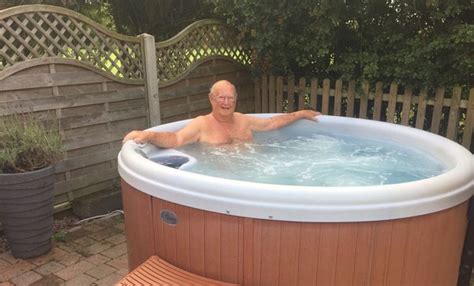 How To Use A Hot Tub Which Suxm Inflatable Booster Seat Hot Tub