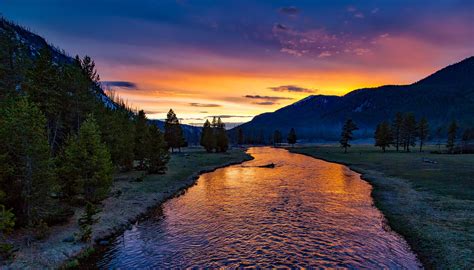 sunset   river  yellowstone national park wyoming image