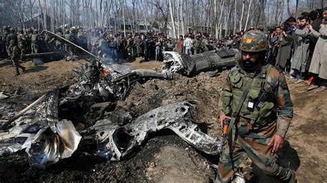 pakistan shoots down indian planes captures pilots fox news video