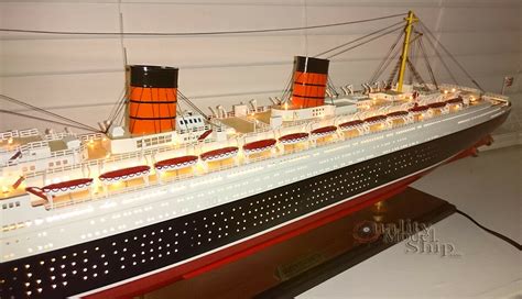 Rms Queen Elizabeth With Lights Handcrafted Ocean Liner Model 40