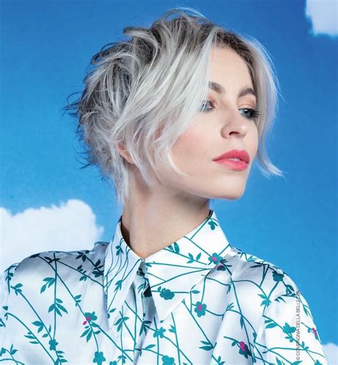 16.05.2021 · ecco i tre colori di capelli più di tendenza dell'estate 2021 1 l'editoriale di elle in edicola il 25 novembre 2 l'oroscopo della settimana di … Colore capelli estate 2021. Foto e tendenze. Le novitÃ  - Donne Sul Web