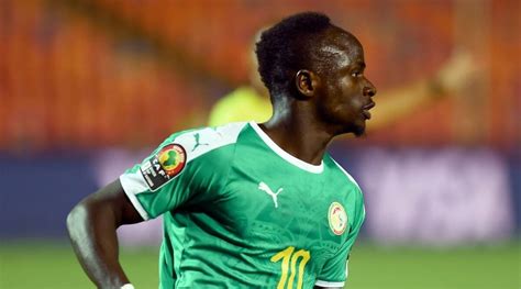 sadio mane scores  senegal qualify  africa cup  nations finals