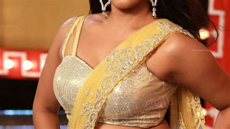 Free Download Varalakshmi Sarathkumar Hd Image 1 Tollywood Actress Sexy
