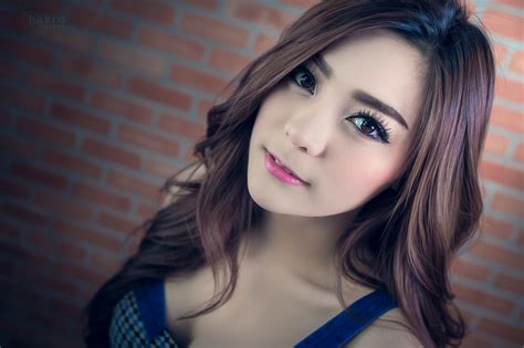 meeting thai girls in bangkok and 12 girls you will date in thailand
