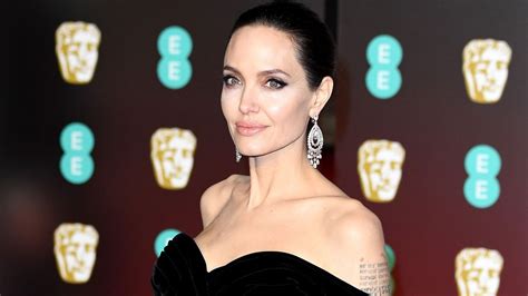Angelina Jolie S Rep Denies Actress Split With Lawyer As Brad Pitt