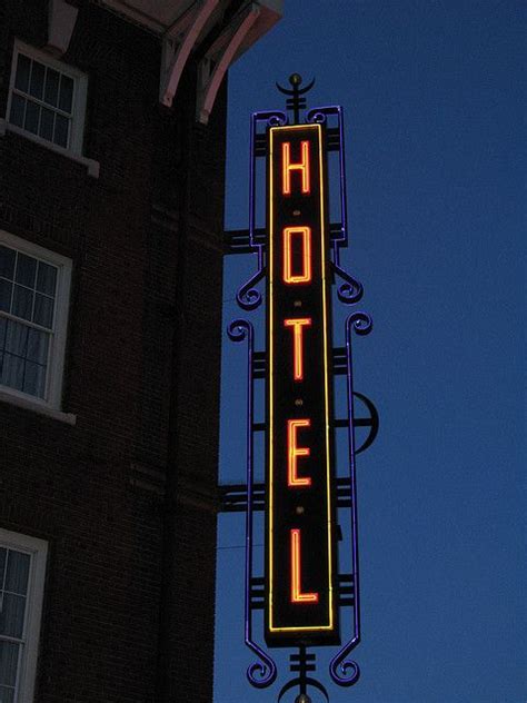 Neon Sign For Hotel At Old Town Neon Signs Vintage Neon Signs Neon