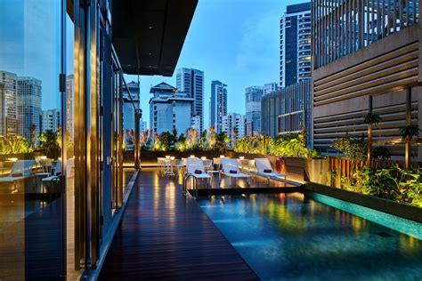 virtual   yotel orchard  boutique hotel  singapore