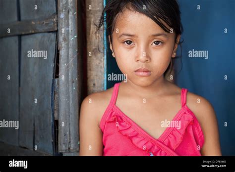 Filipina Girl Stockfotos And Filipina Girl Bilder Alamy