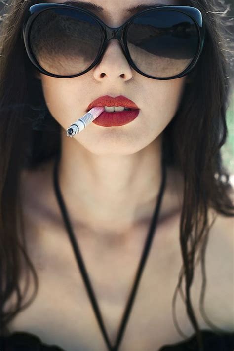 Best 25 Smoking Girls Ideas On Pinterest Smoke Pictures