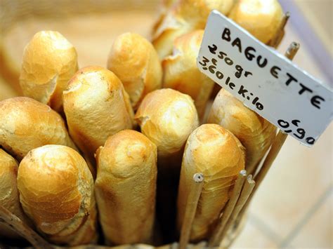 does france face a baguette crisis now that a new law has scrapped