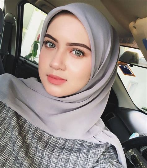 koleksi awek tudung wanita cantik gaya hijab wanita