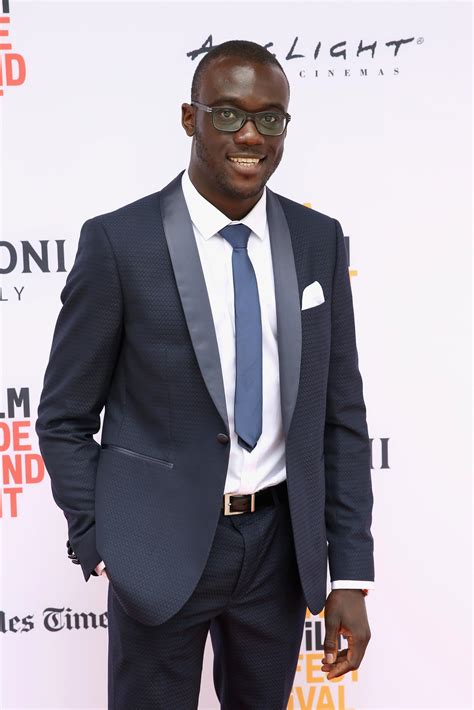 doctor who theme tune who wrote the original music and what does segun akinola s new version