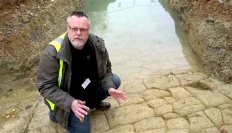 unique  year  roman road accidentally uncovered  worcestershire