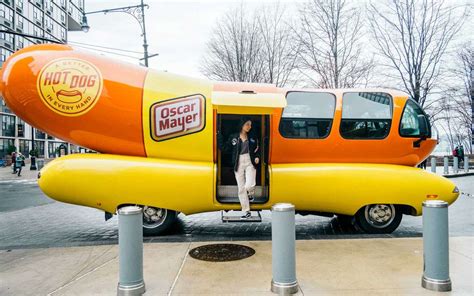 oscar mayer     wienermobile drivers  travel tale