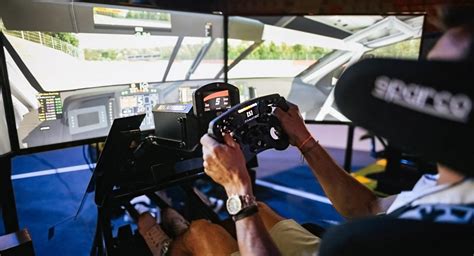 guide      sim racing   budget carscoops