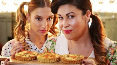 5 Lesbians Eating A Quiche Is Heading To Glen Street Theatre For Its