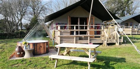 Luxury Glamping With Private Hot Tub Buttercup Tents For Rent In