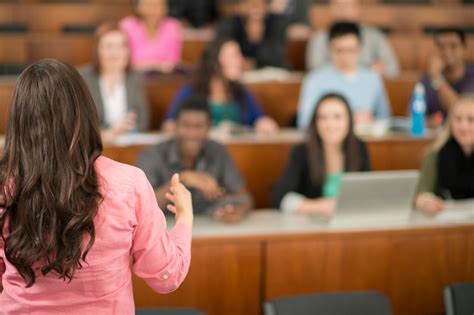 4 reasons to get to know your lecture professors fastweb