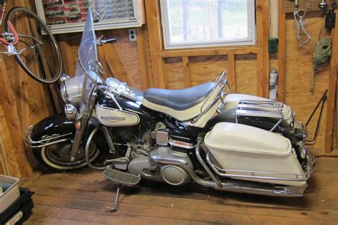 reserve  years owned  harley davidson flh electra glide  sale  bat auctions