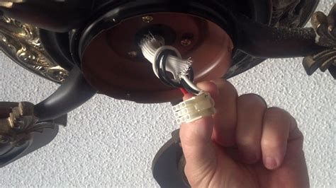 typical hunter ceiling fan issue   lights blink    faulty wattage