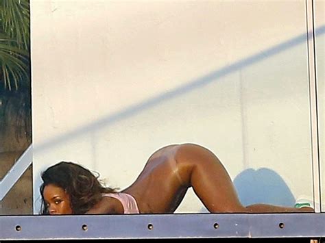 rihanna nude the fappening leaked photos 2015 2019