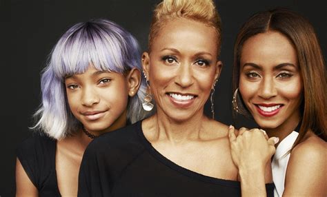 jada pinkett smith daughter willow and mother adrienne land