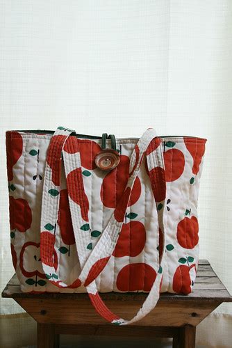 apple tote quilted large apple print  kokka insung kim flickr