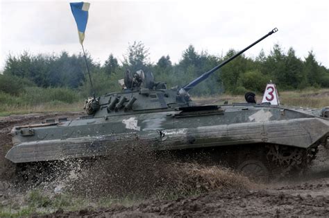 u s and ukrainian soldiers conduct bmp 2 live fire exercise article