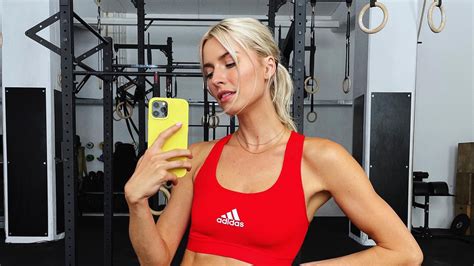 Megasportlich Lena Gercke Begeistert Mit Sexy Fitness Look