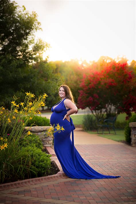 maternity photo session park outdoors sunset mother