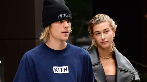 hailey baldwin and justin bieber s wedding everything we know glamour