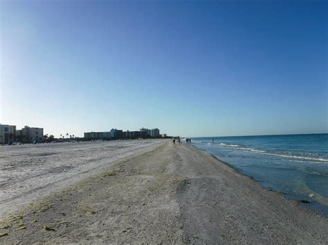 fort myers beach florida streetover travel